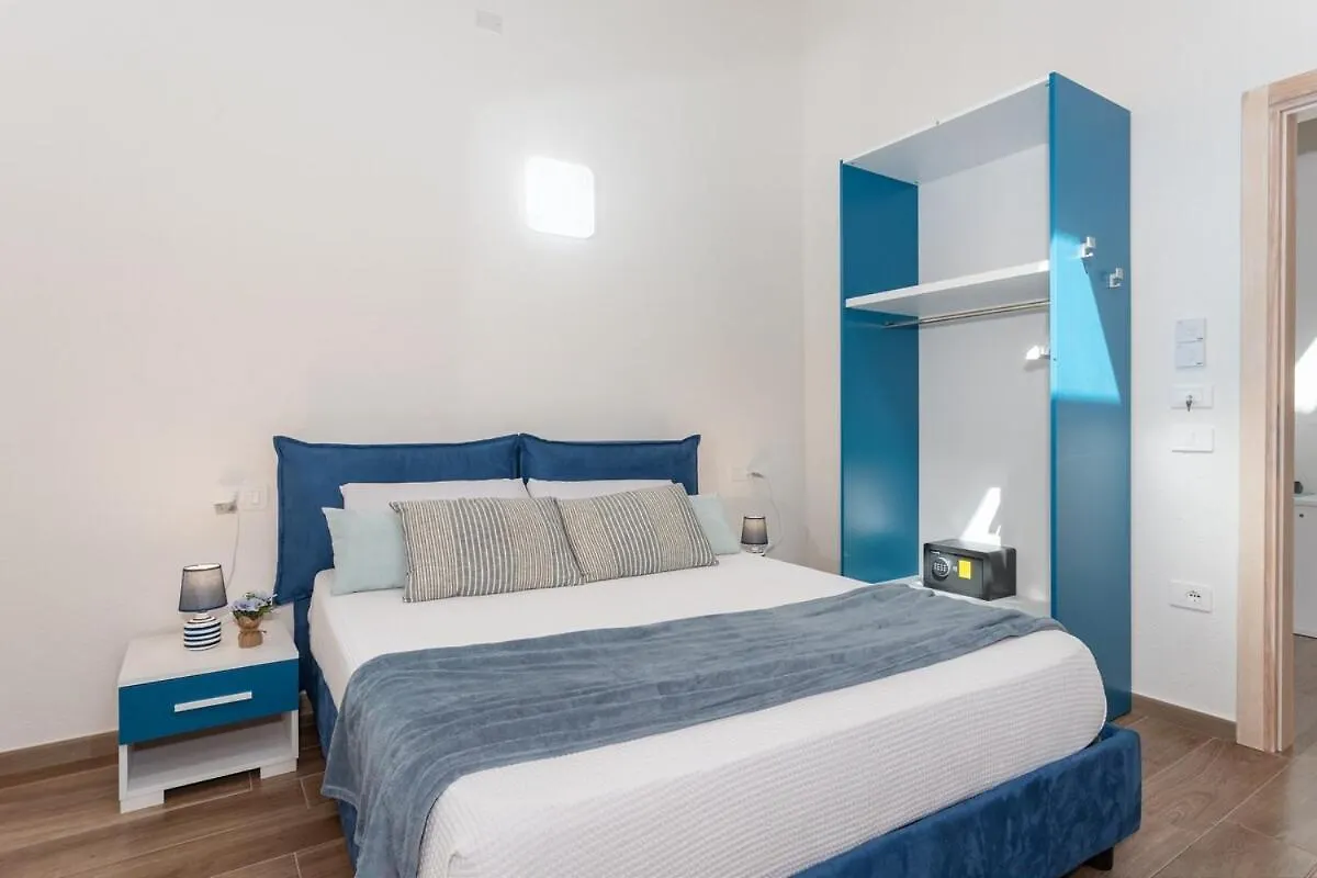 Càbras Way To The Sea - Home With Garden & Hot Tub